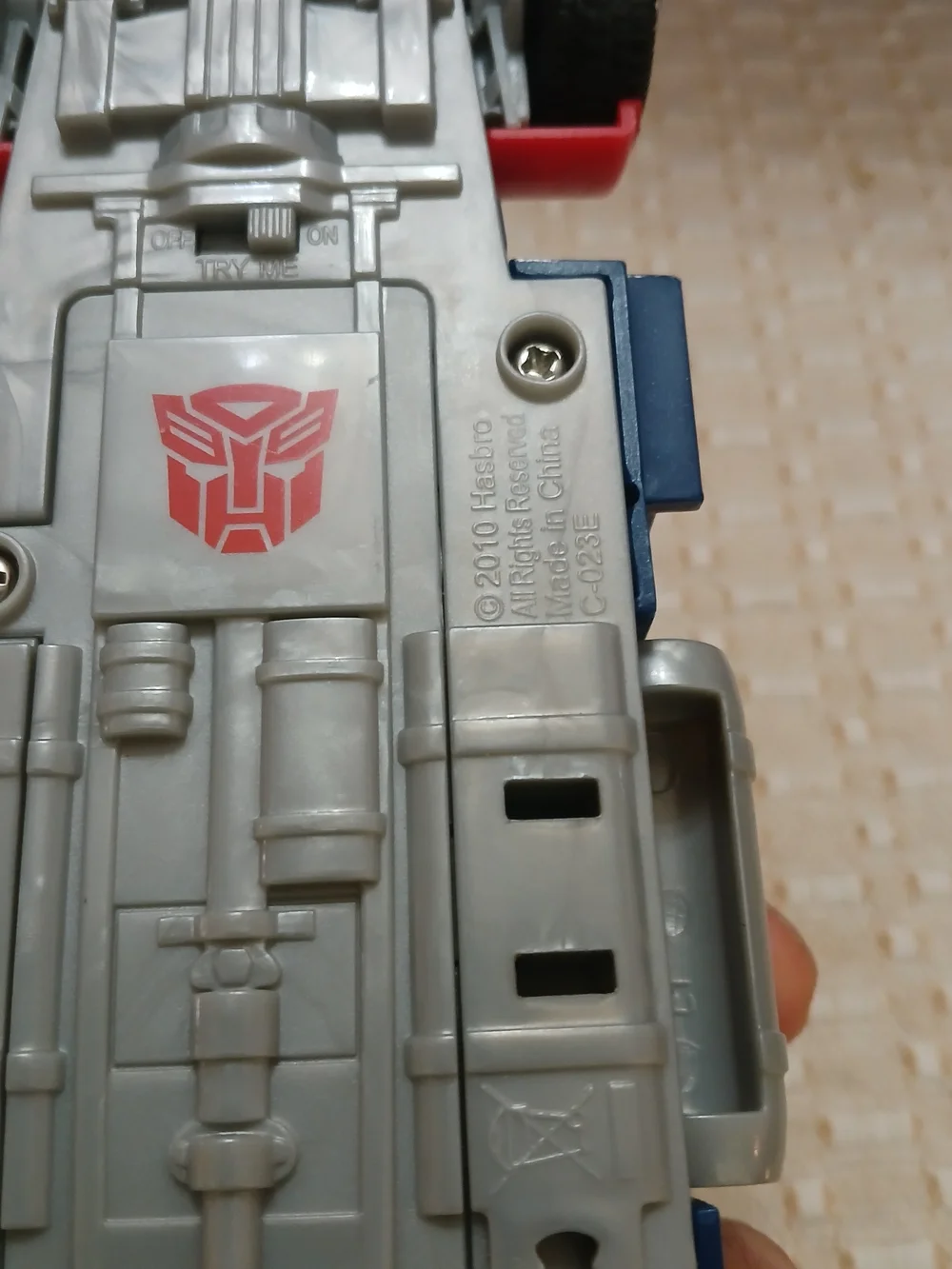 2010 - TRANSFORMERS - OPTIMUS PRIME HAULER Action Figure HASBRO